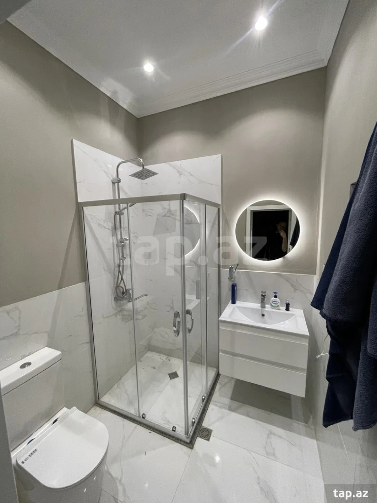 Satılır 6 otaqlı həyət evi 600 m²