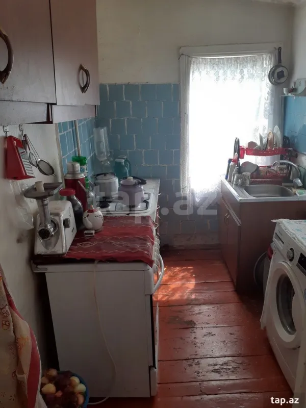 Satılır 5 otaqlı həyət evi 120 m²