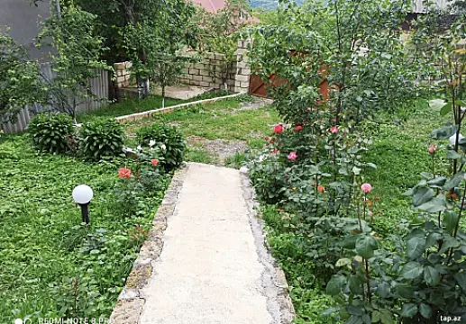 Kirayə verilir 3 otaqlı həyət evi