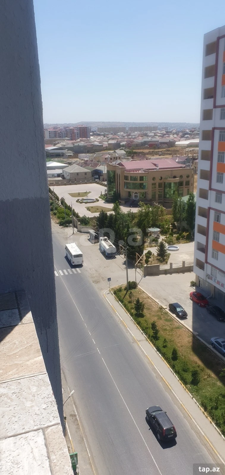 Satılır 2 otaqlı mənzil 82 m²