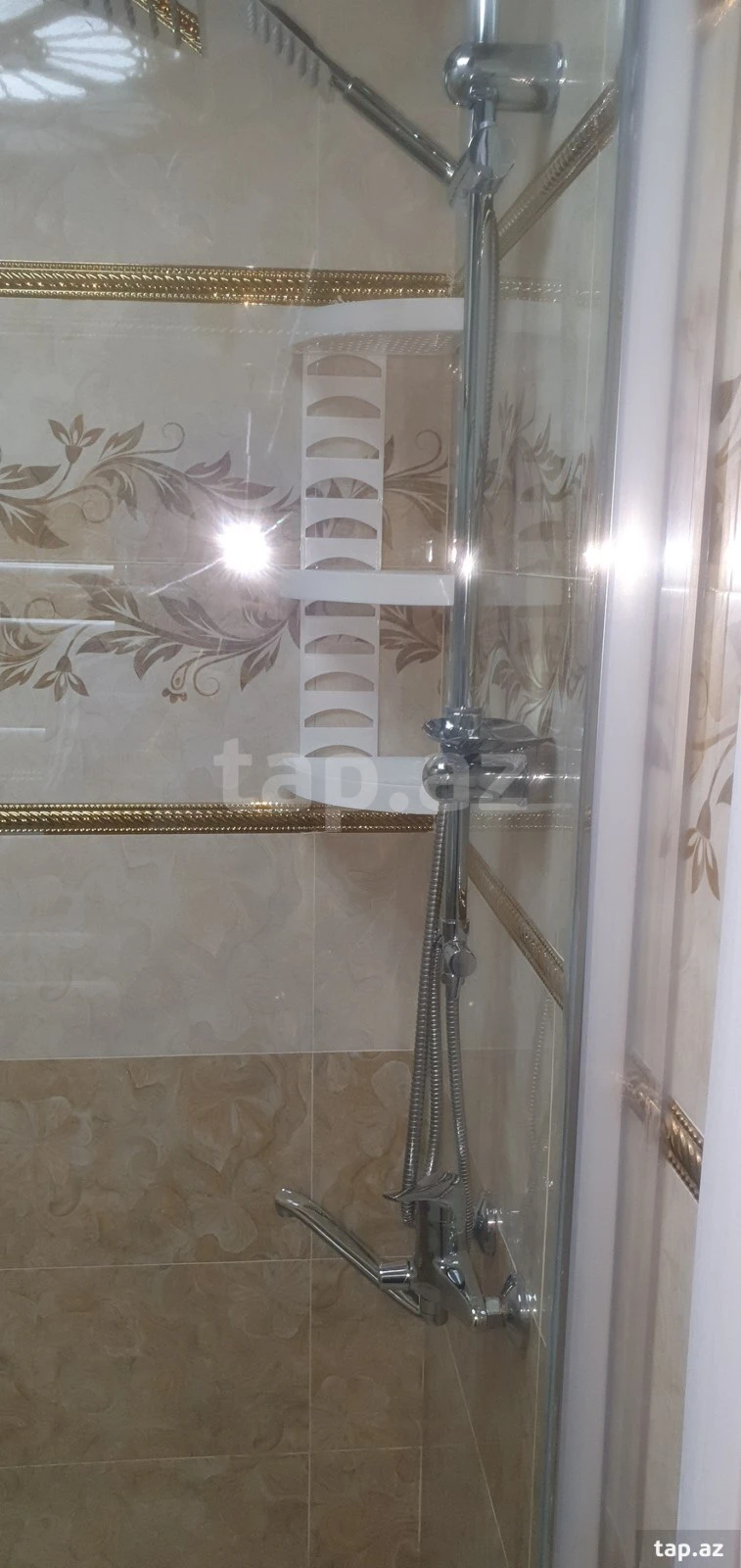 Satılır 2 otaqlı mənzil 82 m²