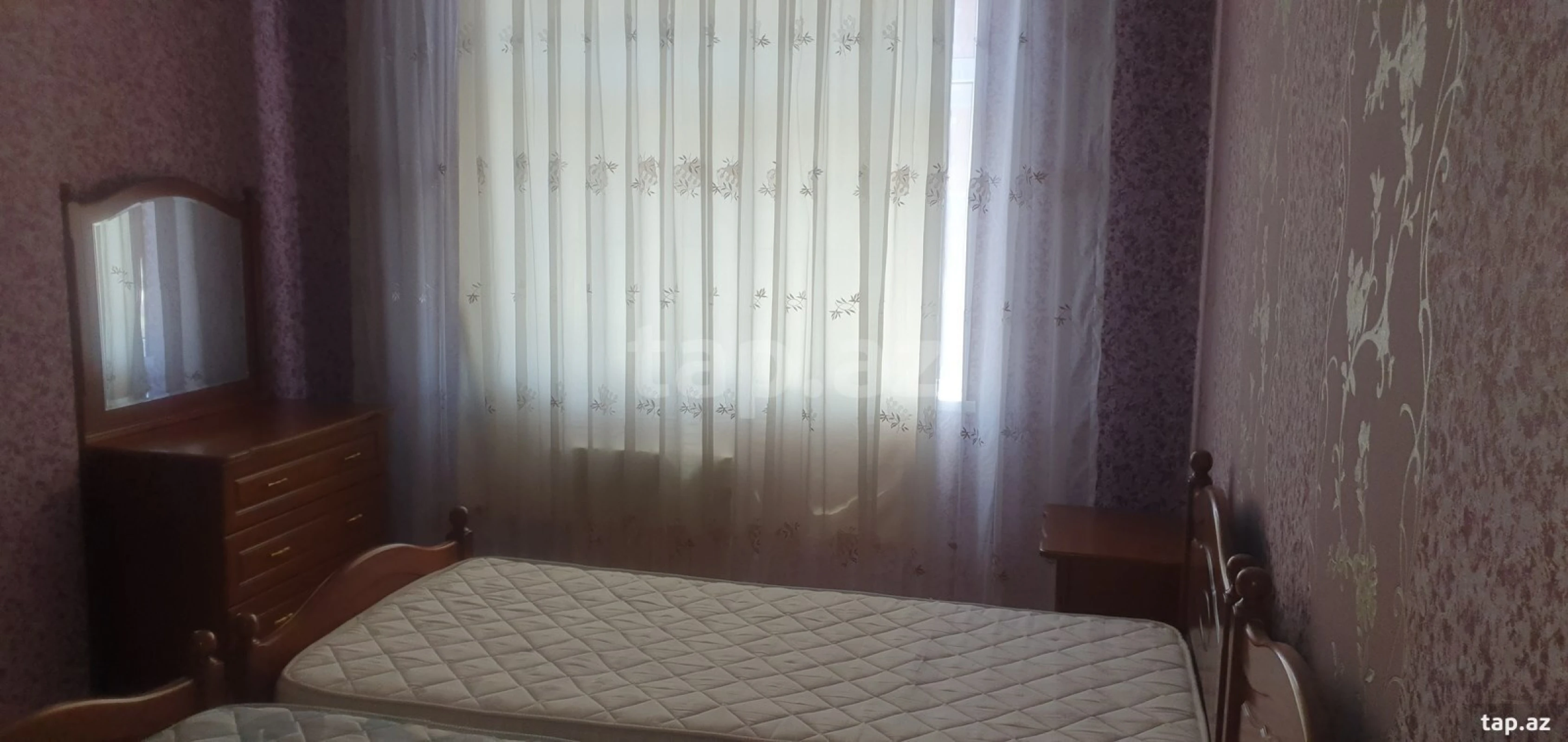 Satılır 2 otaqlı mənzil 82 m²