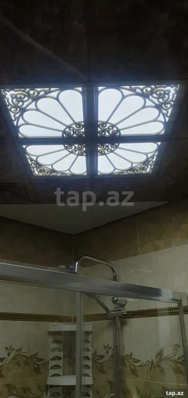 Satılır 2 otaqlı mənzil 82 m²