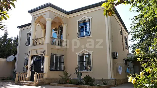 Satılır 8 otaqlı həyət evi — Bakı 8 otaq