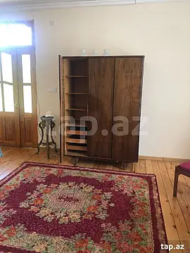 Kirayə verilir 3 otaqlı həyət evi
