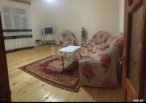 Kirayə verilir 3 otaqlı həyət evi — Gəncə 3 otaq