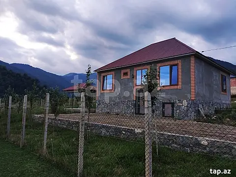 Kirayə verilir 3 otaqlı həyət evi — İsmayıllı 3 otaq