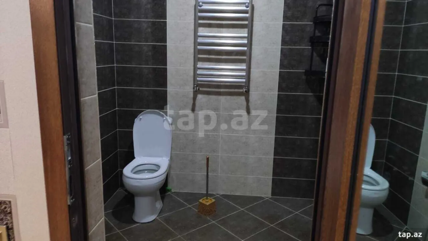 Kirayə verilir 3 otaqlı həyət evi