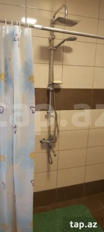 Kirayə verilir 3 otaqlı həyət evi