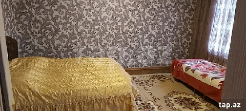 Kirayə verilir 3 otaqlı həyət evi