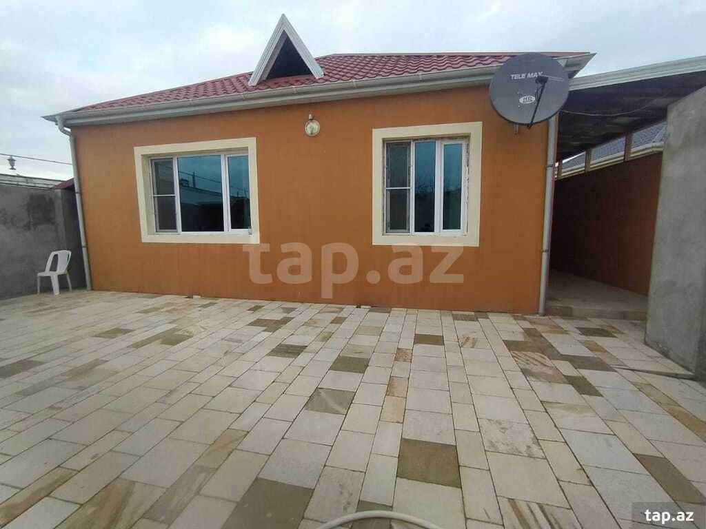 Satılır 3 otaqlı həyət evi 100 m²