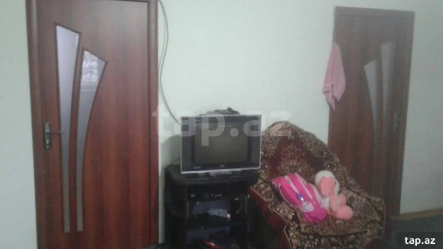 Satılır 3 otaqlı həyət evi