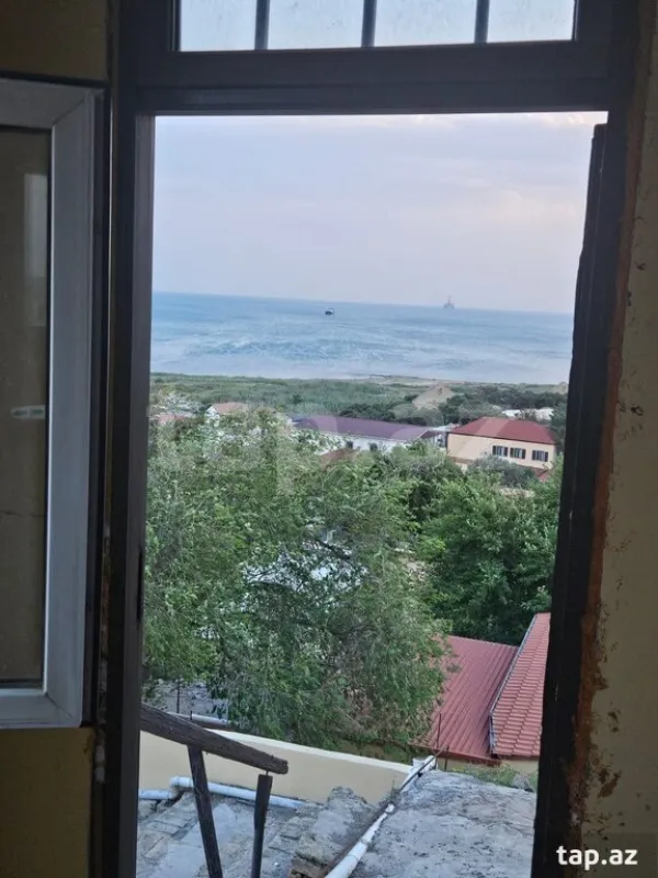 Satılır 4 otaqlı həyət evi 120 m²