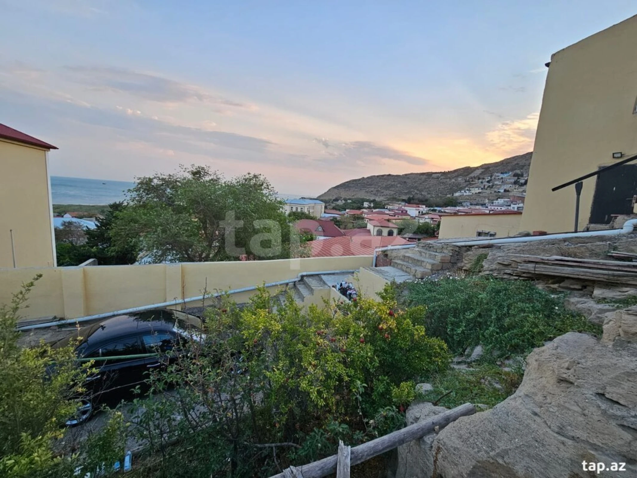 Satılır 4 otaqlı həyət evi 120 m²