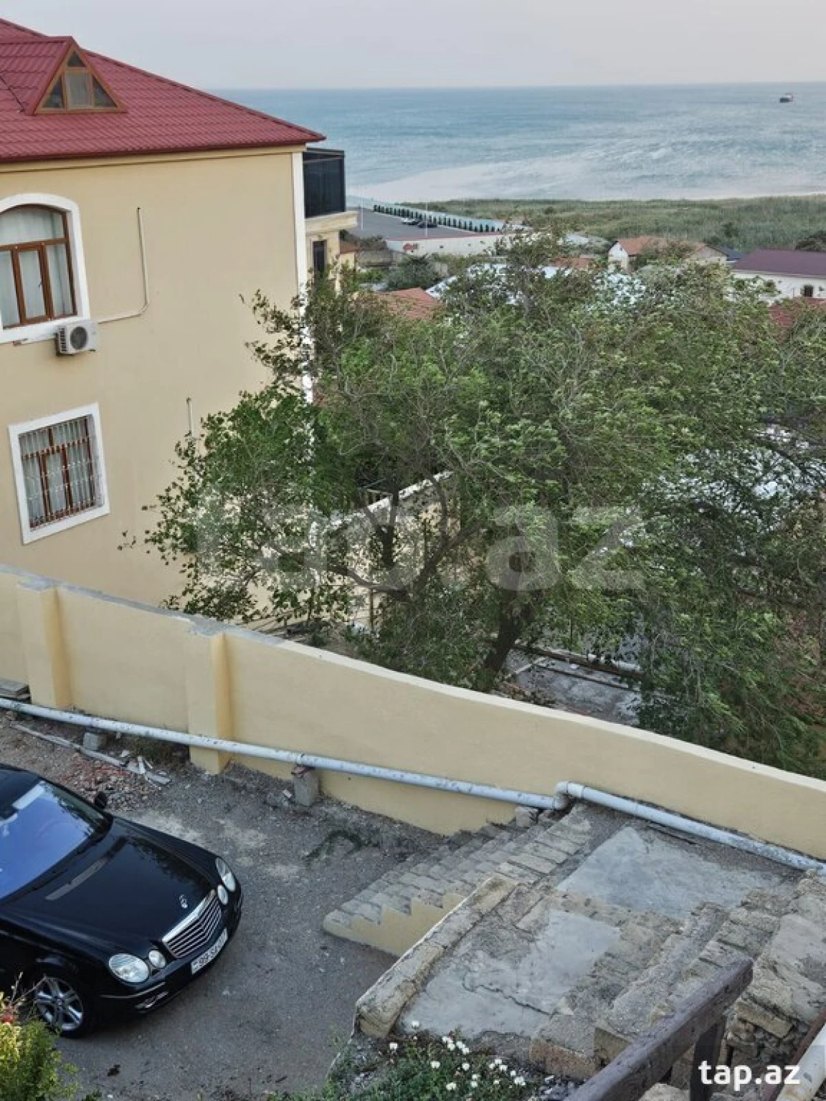Satılır 4 otaqlı həyət evi 120 m²