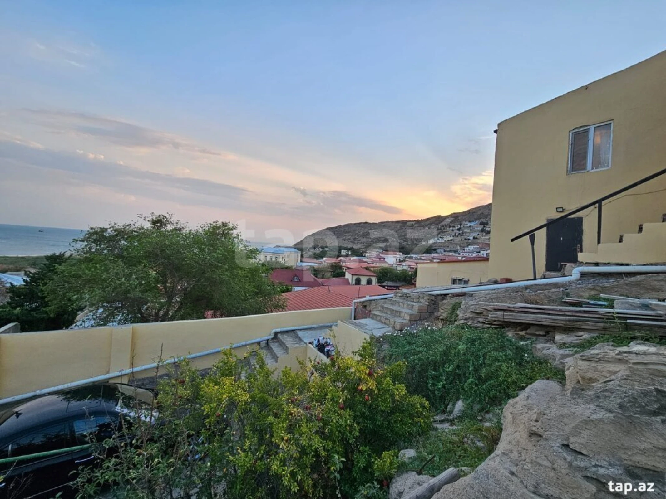 Satılır 4 otaqlı həyət evi 120 m²