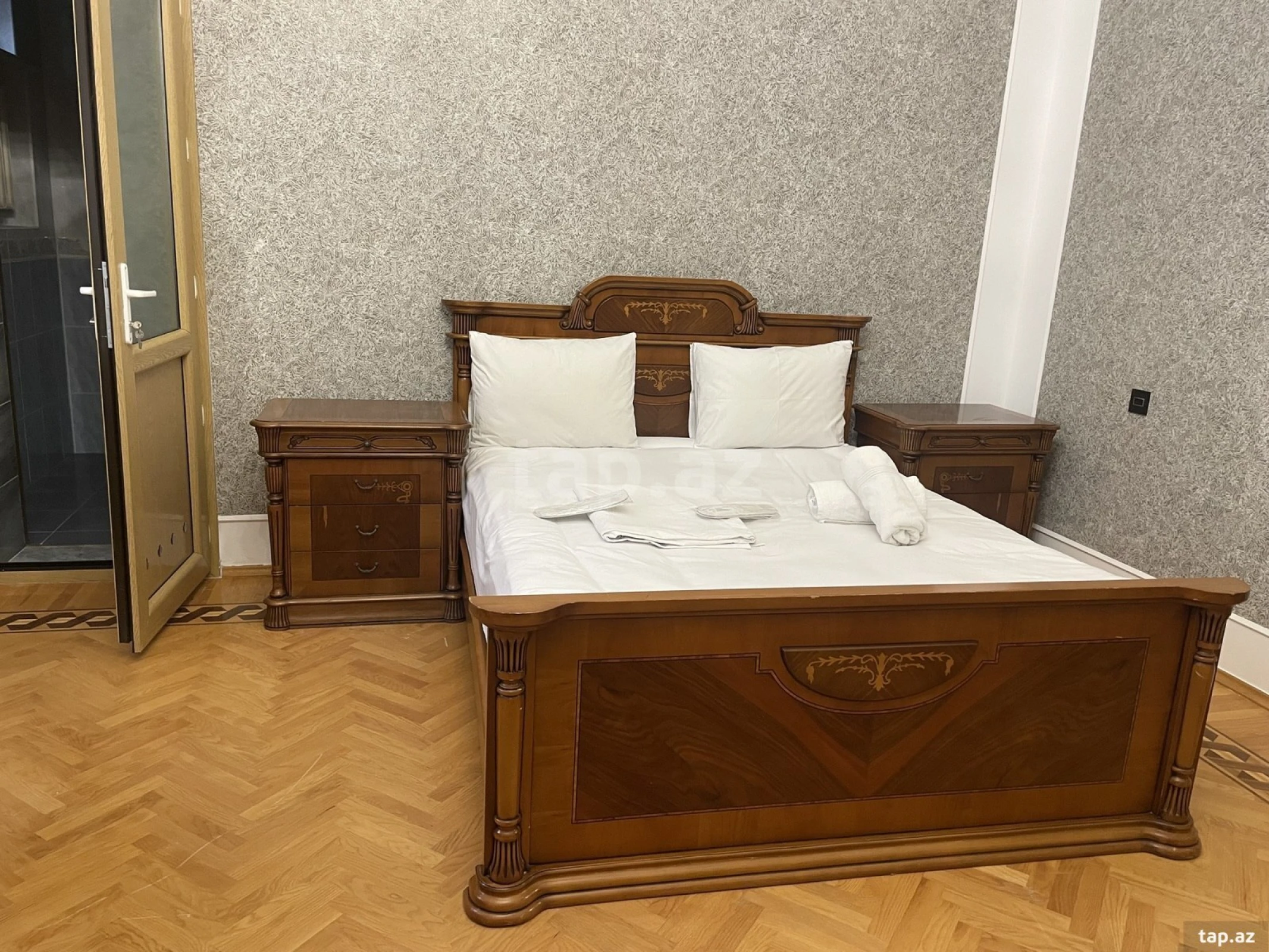 Kirayə verilir 9 otaqlı həyət evi