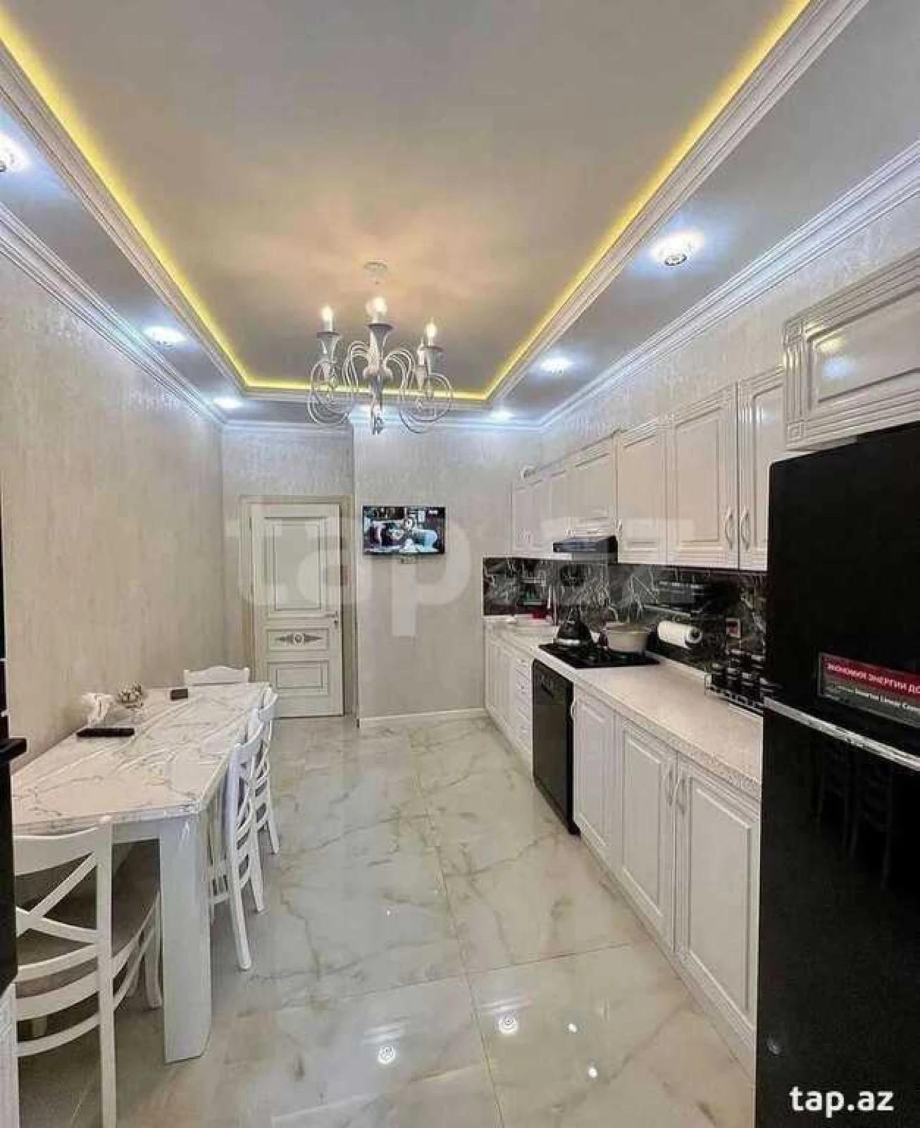 Kirayə verilir 2 otaqlı yeni tikili 65 m²