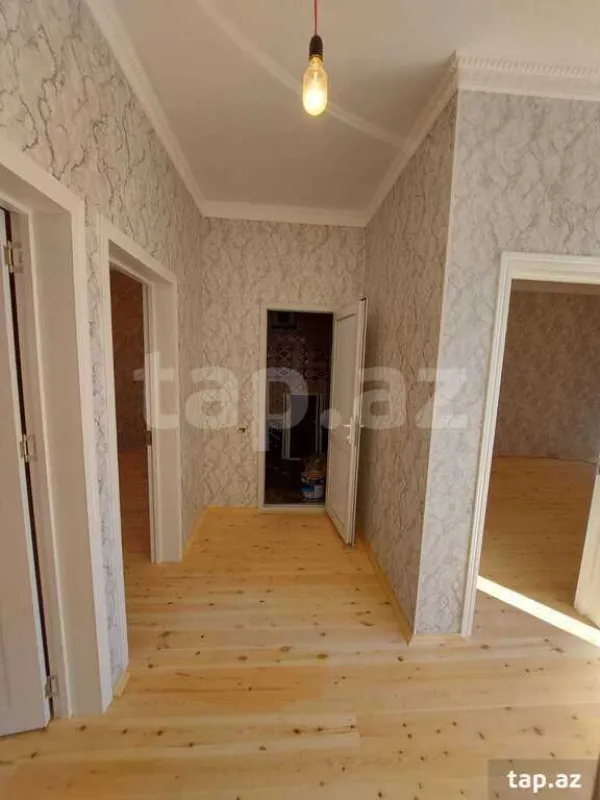 Satılır 3 otaqlı həyət evi 200 m²