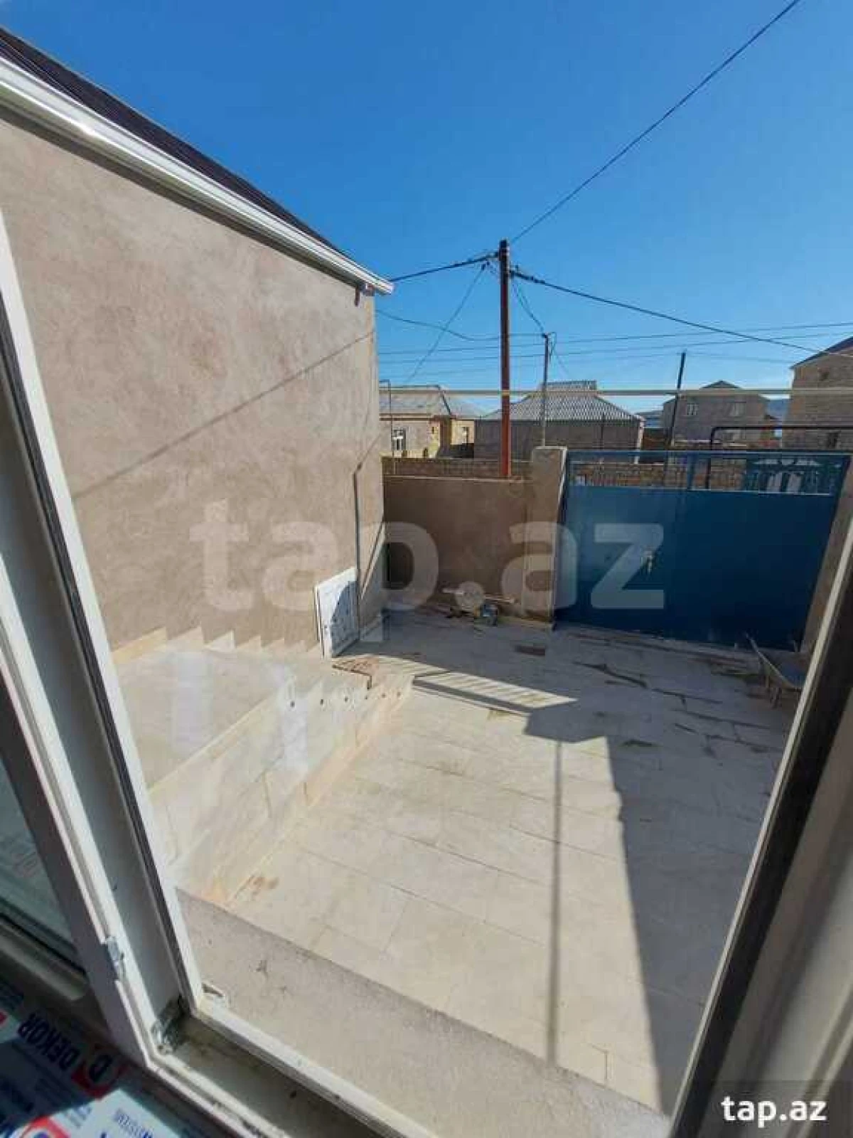 Satılır 3 otaqlı həyət evi 200 m²