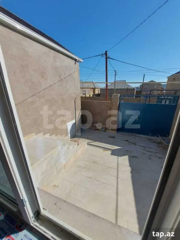 Satılır 3 otaqlı həyət evi 200 m²