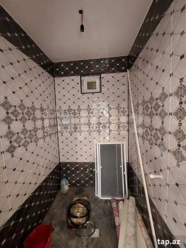 Satılır 3 otaqlı həyət evi 200 m²