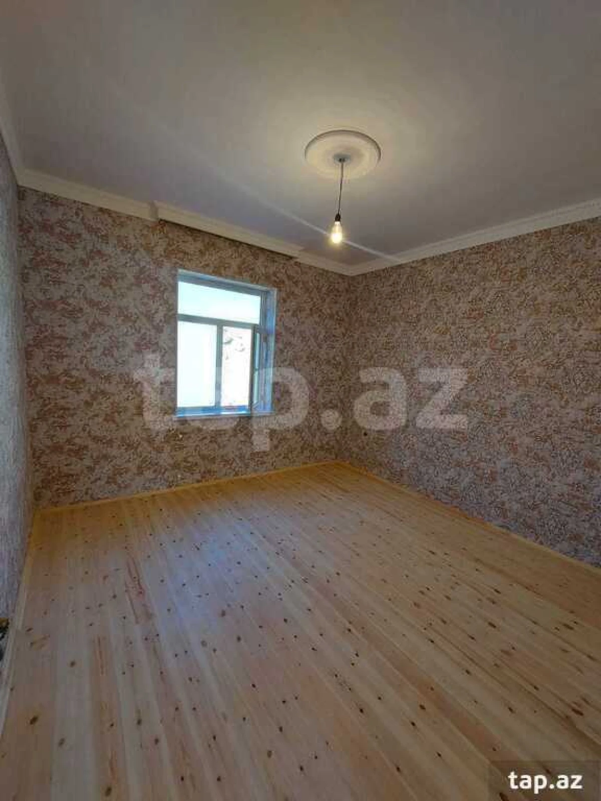 Satılır 3 otaqlı həyət evi 200 m²