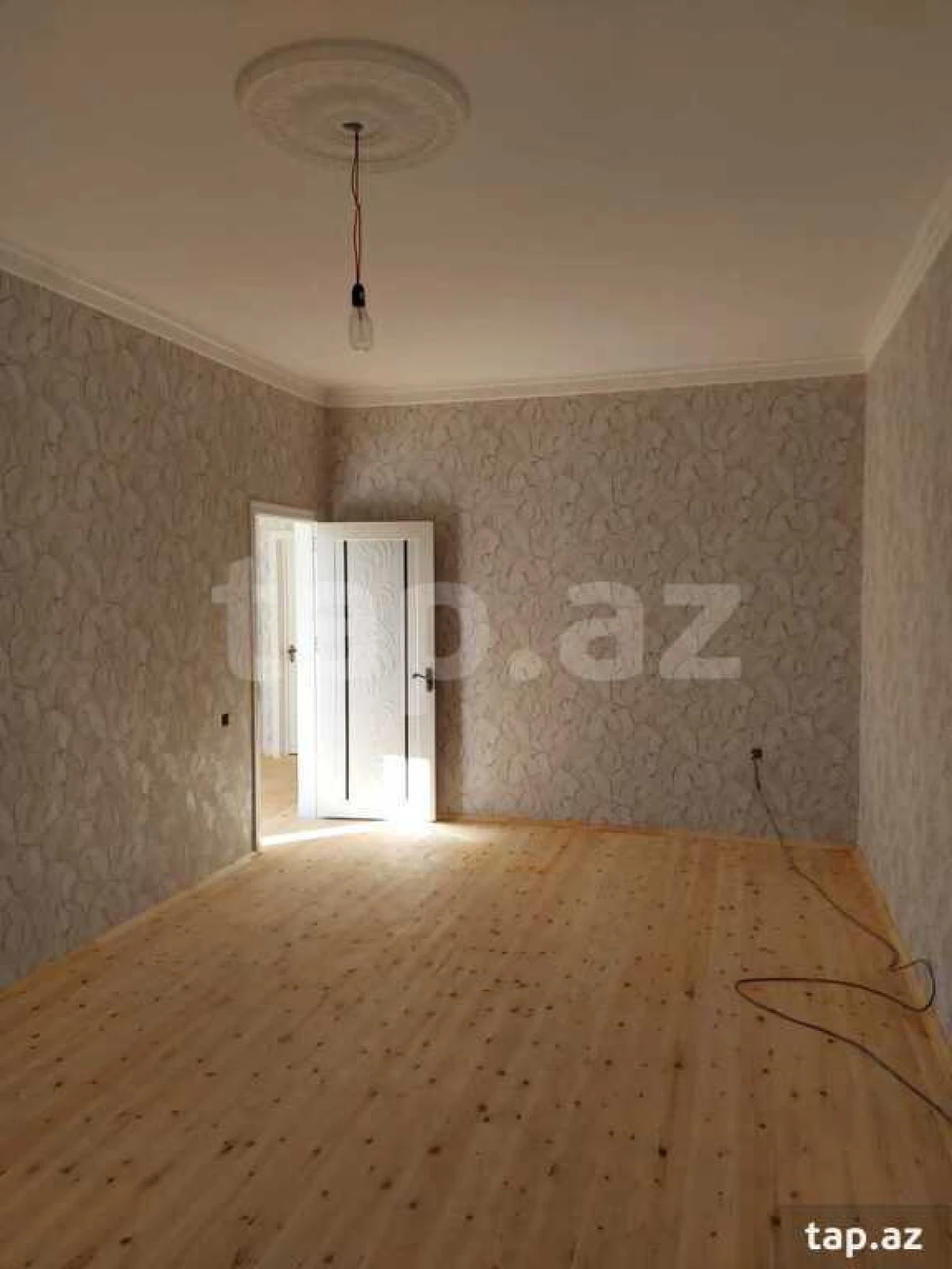 Satılır 3 otaqlı həyət evi 200 m²