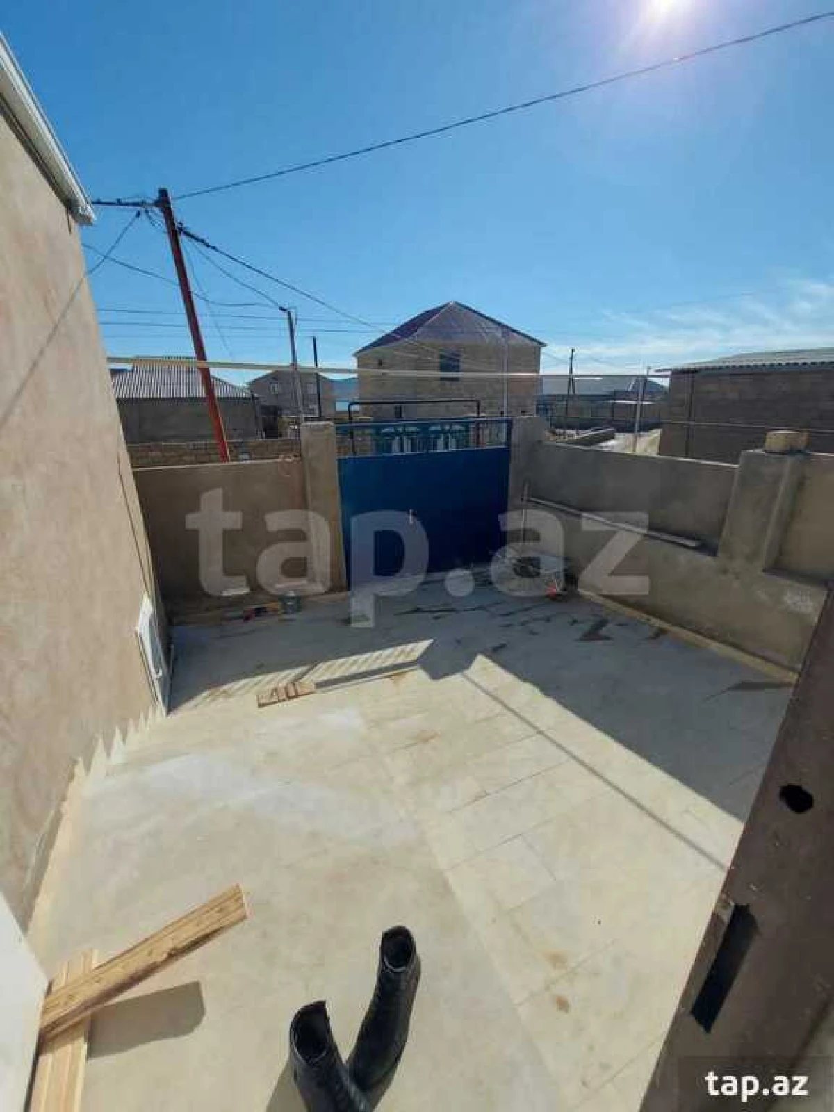 Satılır 3 otaqlı həyət evi 200 m²