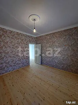 Satılır 3 otaqlı həyət evi 200 m²