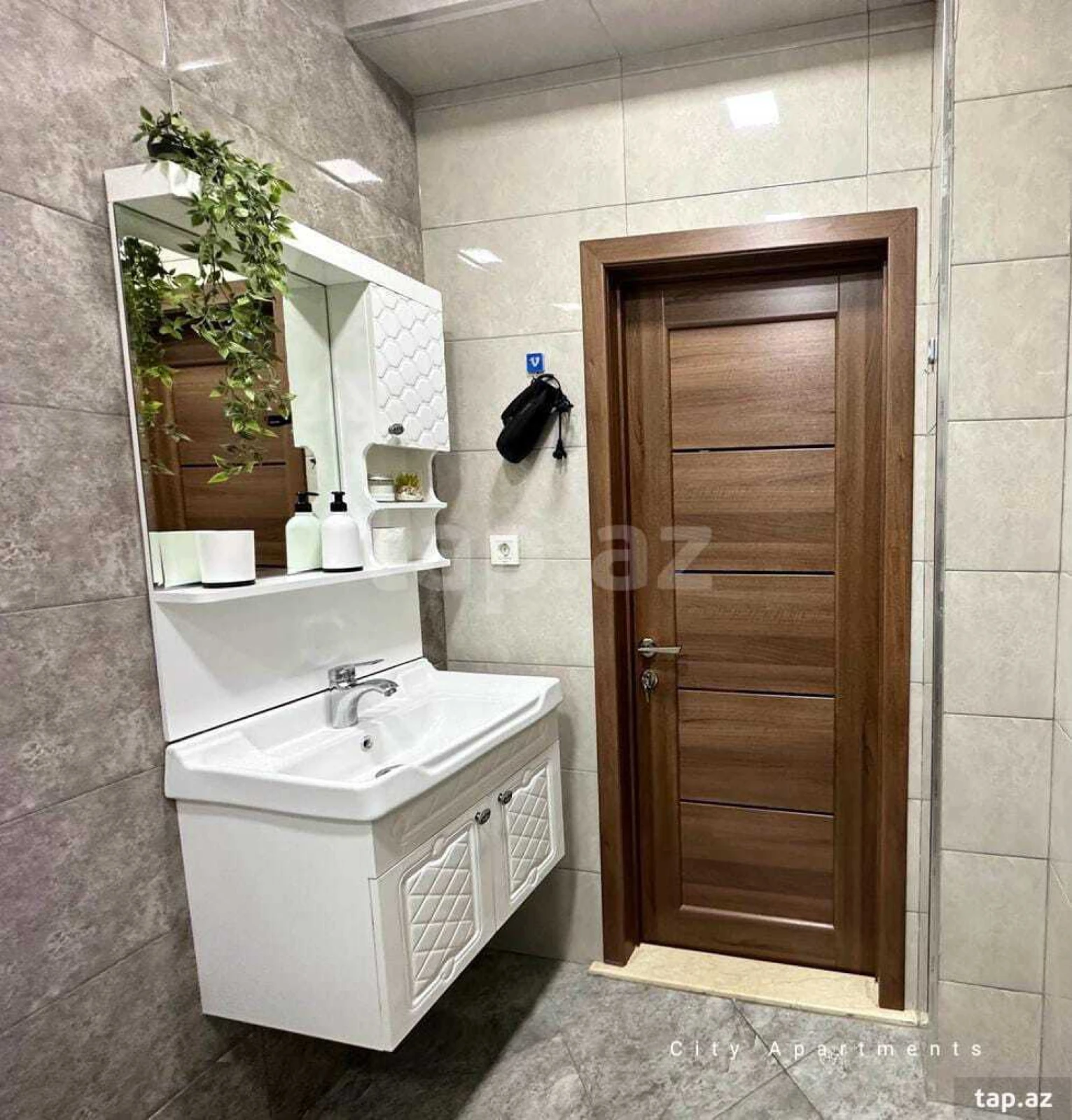 Kirayə verilir 2 otaqlı yeni tikili 53 m²