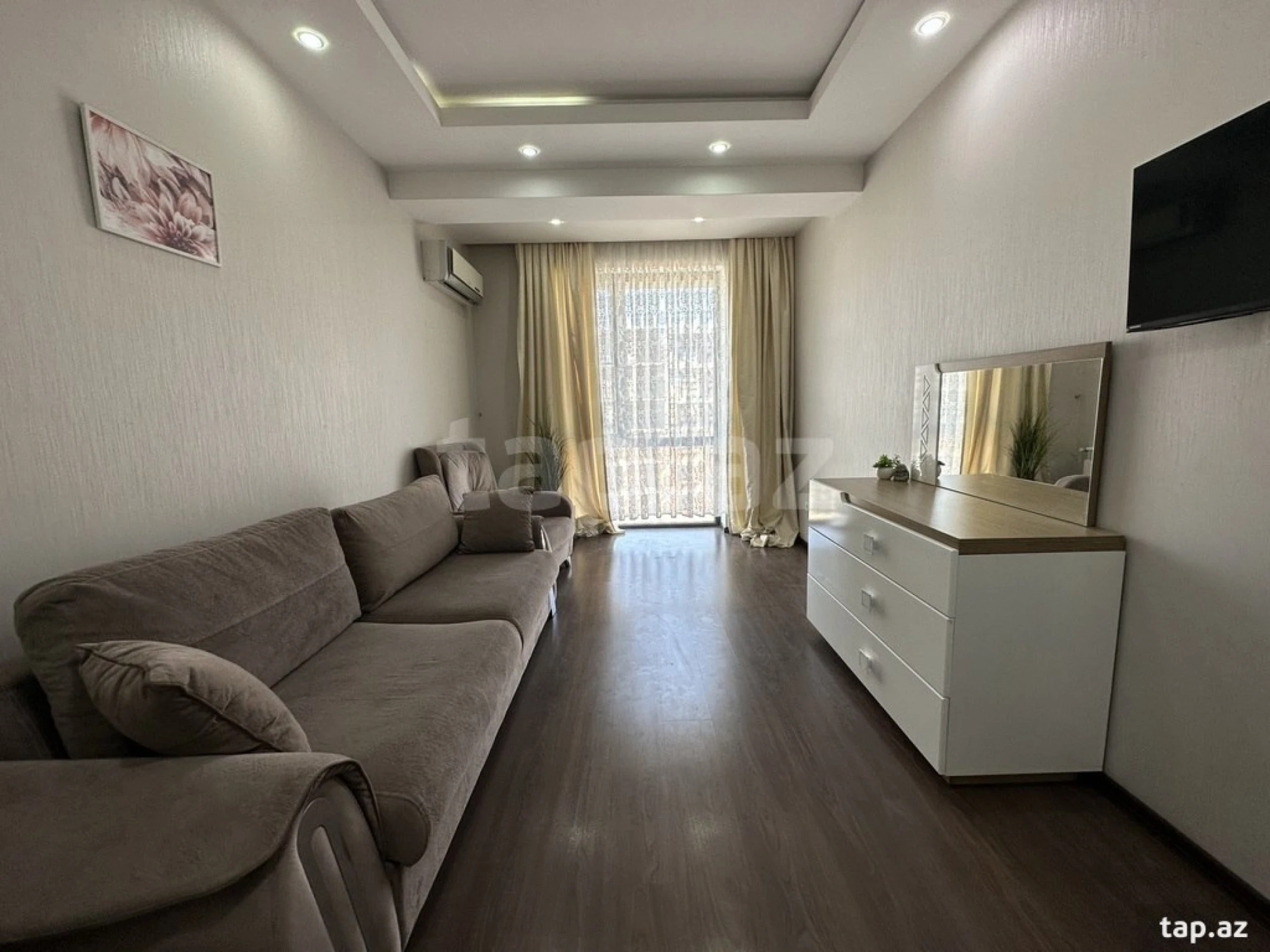 Kirayə verilir 2 otaqlı yeni tikili 53 m²