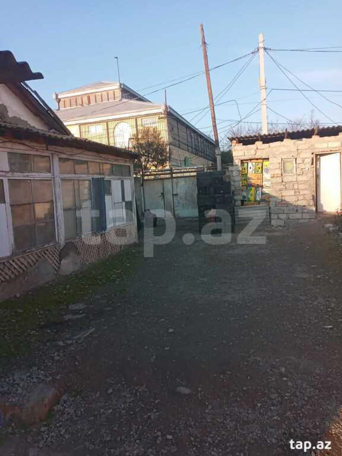 Satılır 3 otaqlı həyət evi