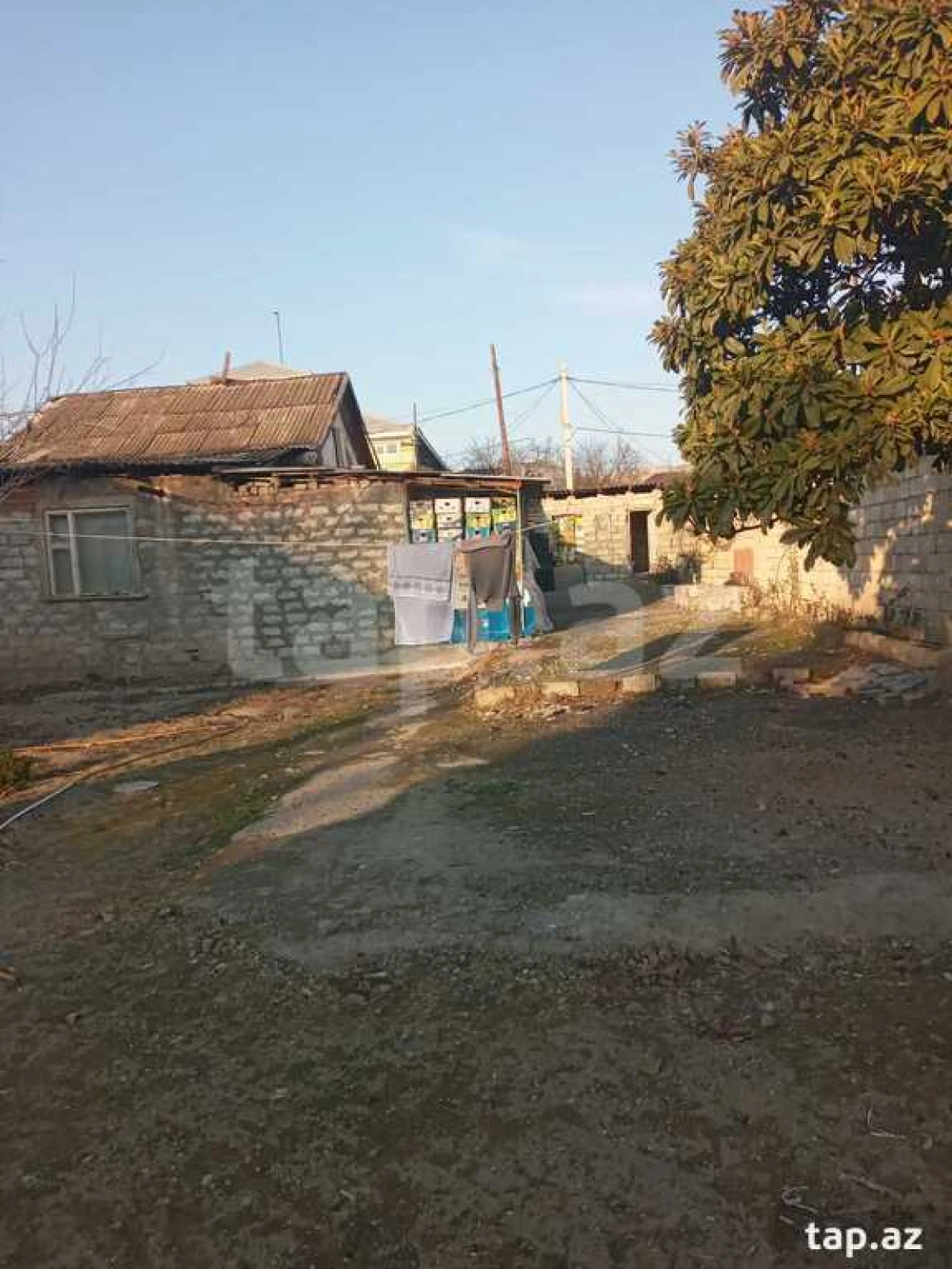 Satılır 3 otaqlı həyət evi