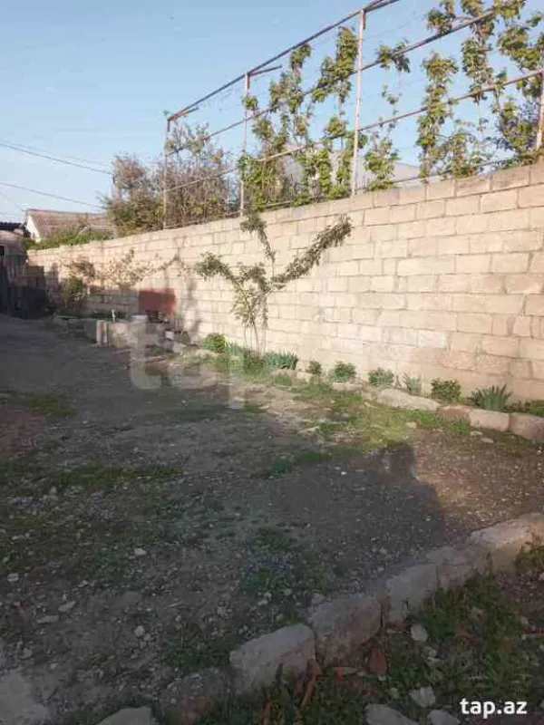 Satılır 3 otaqlı həyət evi
