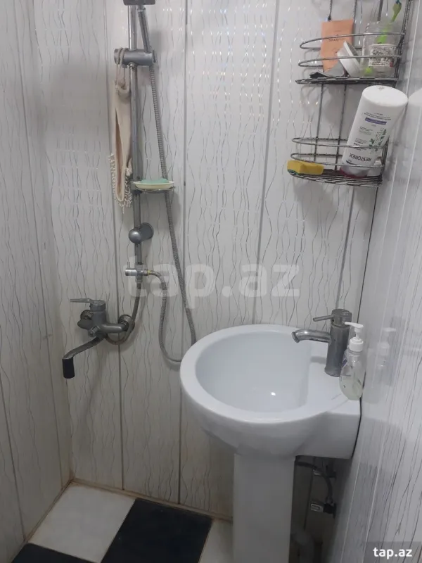 Satılır 2 otaqlı həyət evi