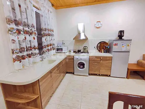 Kirayə verilir 2 otaqlı həyət evi