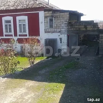 Satılır 4 otaqlı həyət evi 182 m² — Quba 4 otaq 182.00 m²