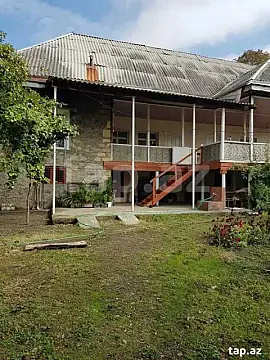 Satılır 3 otaqlı həyət evi 100 m² — Oğuz 3 otaq 100.00 m²