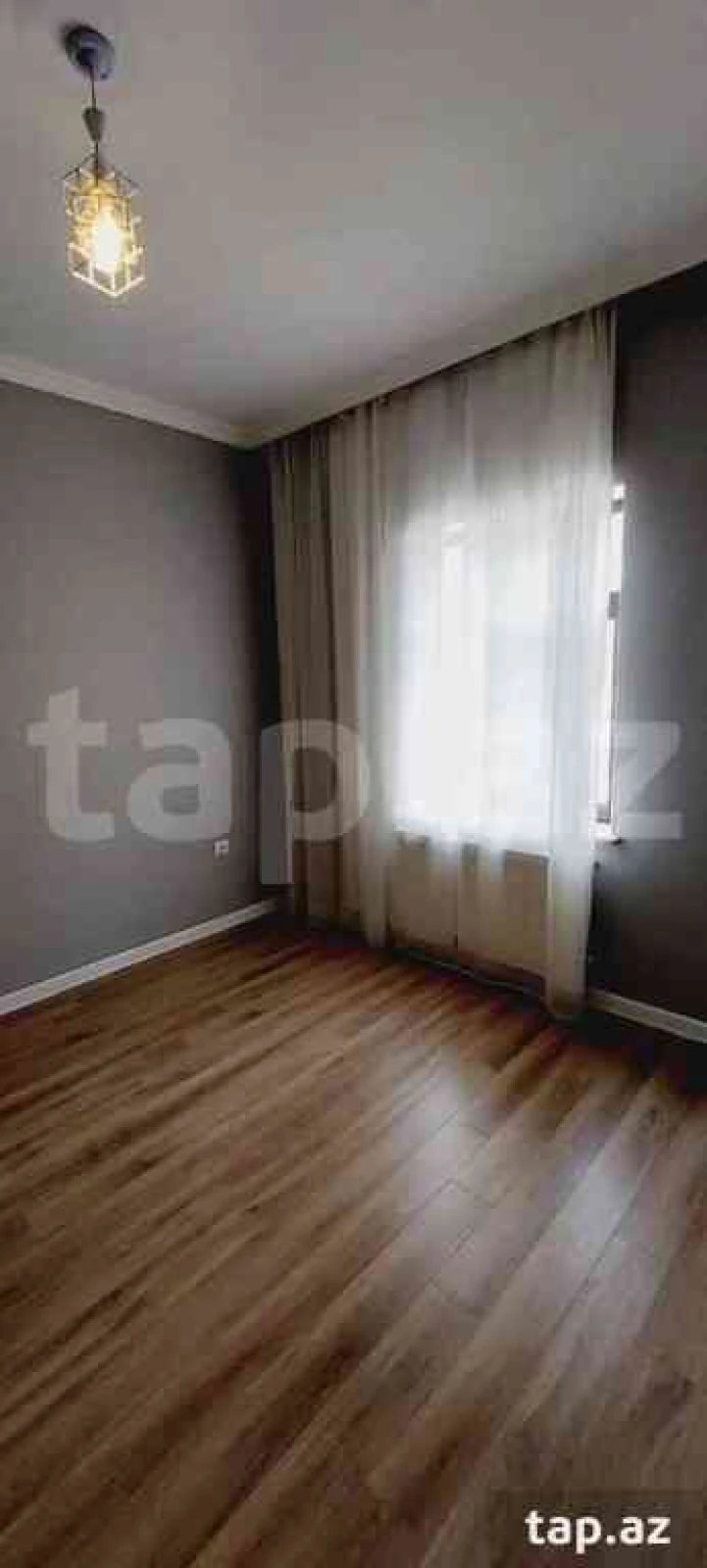 Satılır 6 otaqlı həyət evi