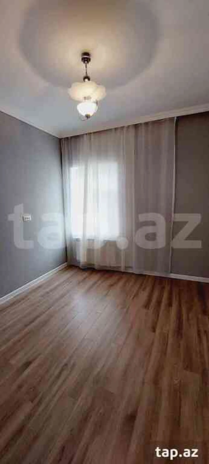 Satılır 6 otaqlı həyət evi