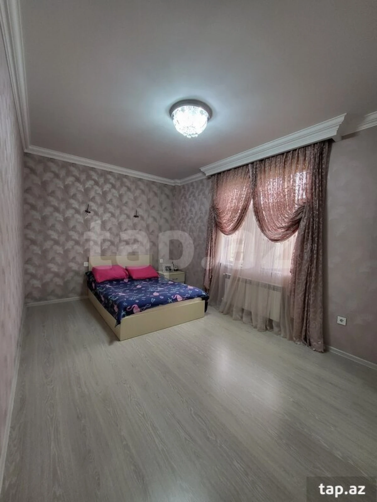 Satılır 4 otaqlı həyət evi