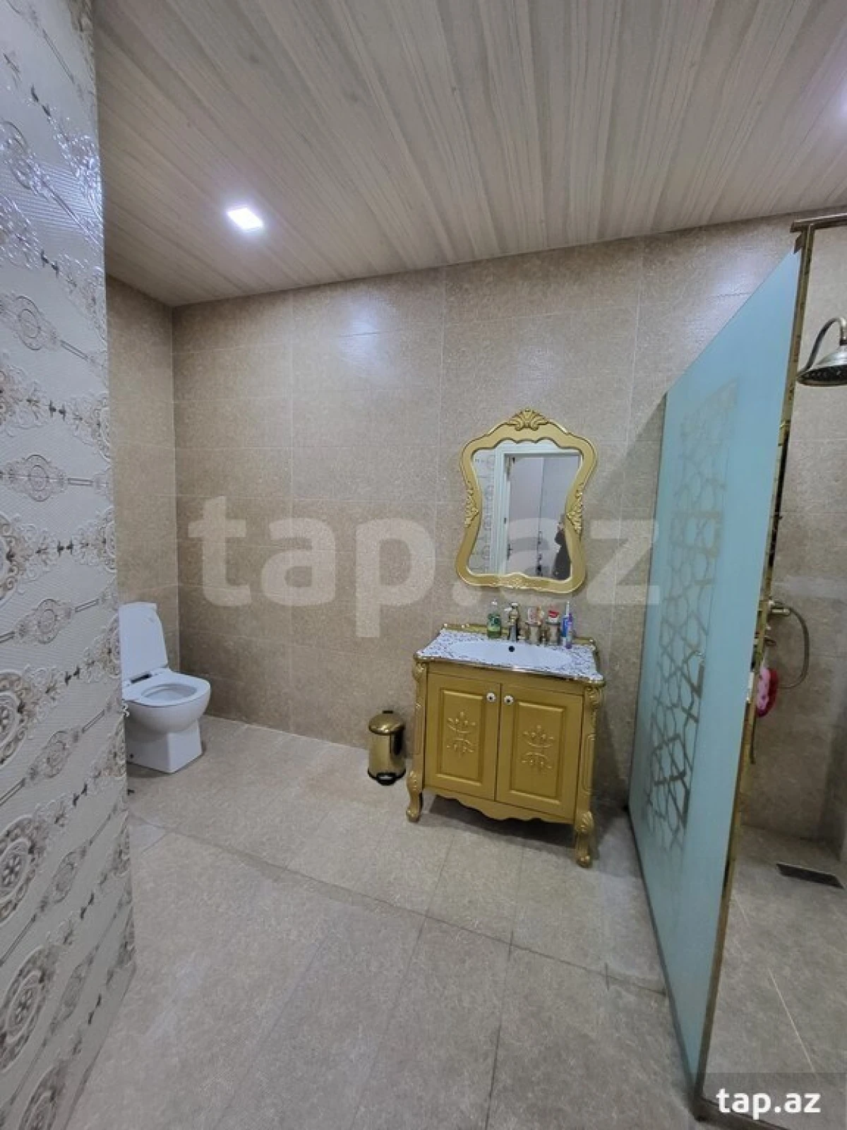 Satılır 4 otaqlı həyət evi