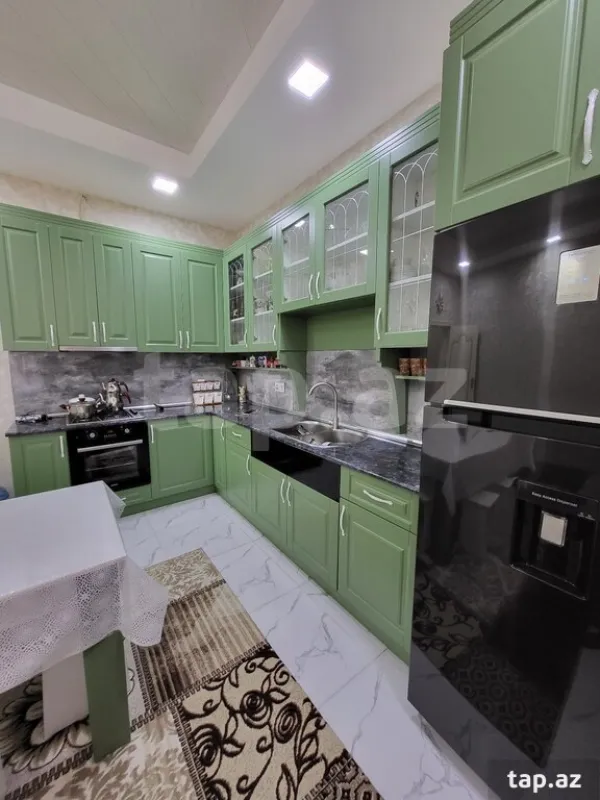 Satılır 4 otaqlı həyət evi