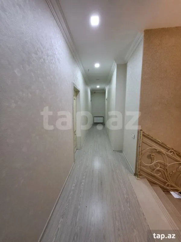 Satılır 4 otaqlı həyət evi