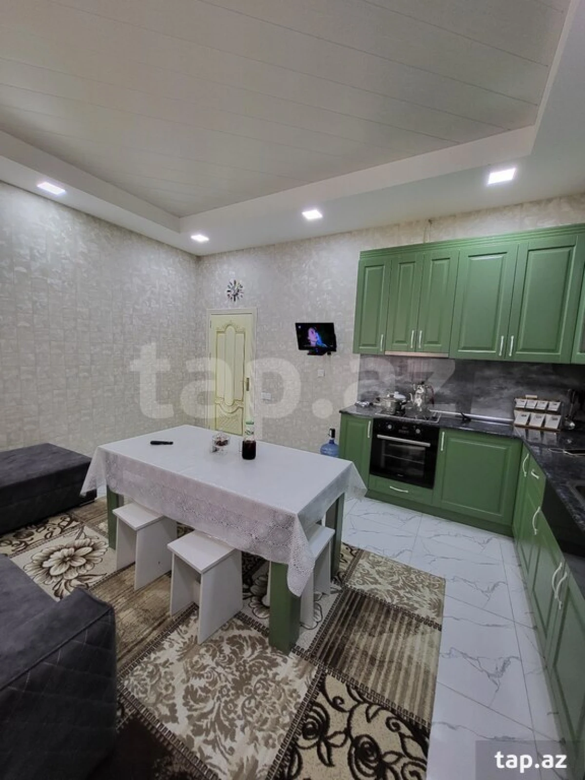 Satılır 4 otaqlı həyət evi