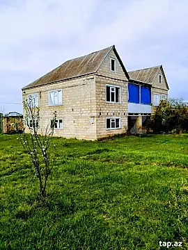 Satılır 4 otaqlı həyət evi 150 m² — Xaçmaz 4 otaq 150.00 m²