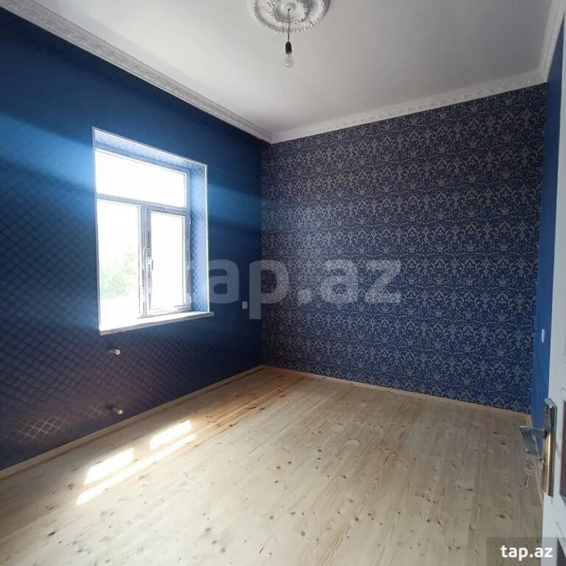 Satılır 4 otaqlı həyət evi