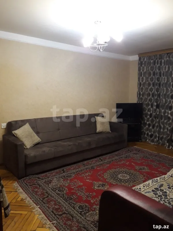 Kirayə verilir 2 otaqlı mənzil 45 m²