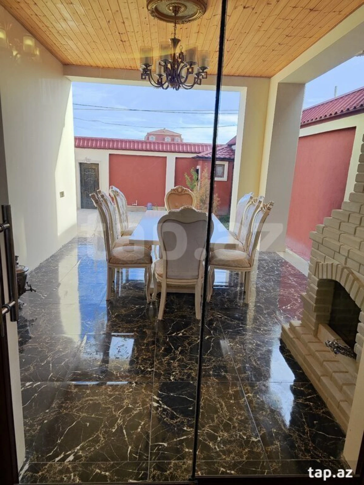 Kirayə verilir 4 otaqlı həyət evi 200 m²